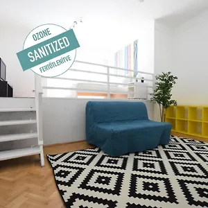 creative-apartment-akacfa-4.inbudapesthotels.com/